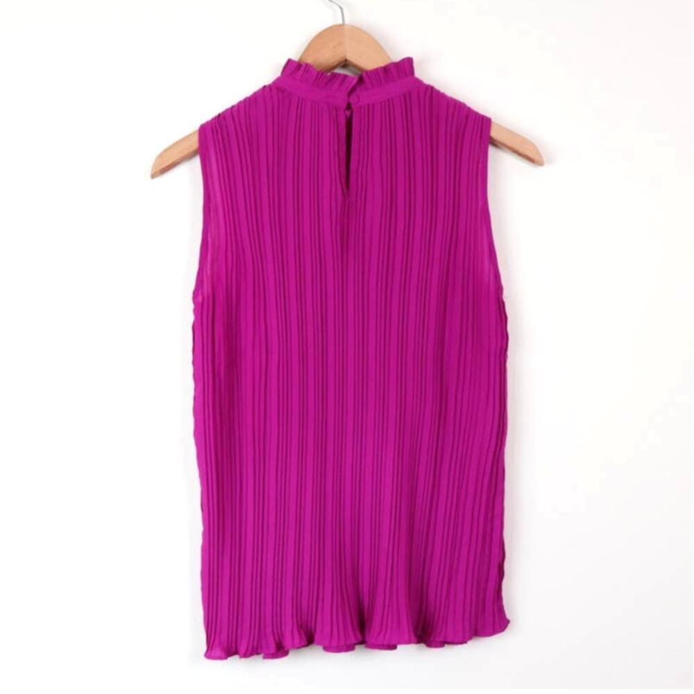 Adrianna Papell Size XS Sleeveless Pleated Blouse Keyhole Fuchsia Pink - Picture 6 of 9